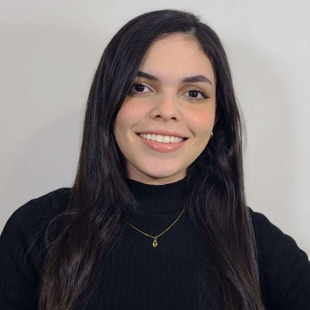Abril Gutierrez photo